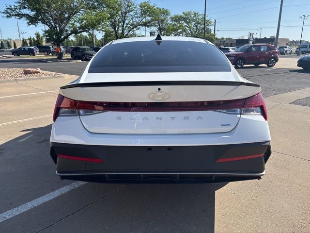 2025 Hyundai ELANTRA HYBRID SEL Sport