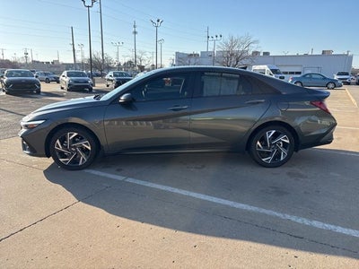 2025 Hyundai ELANTRA HYBRID SEL Sport