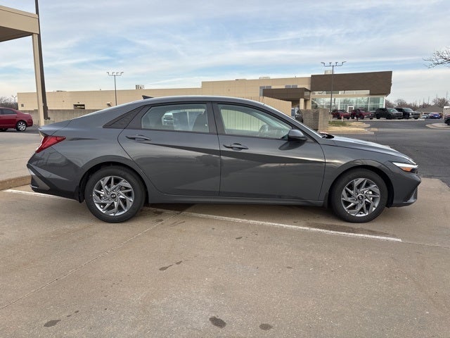 2025 Hyundai ELANTRA HYBRID Blue