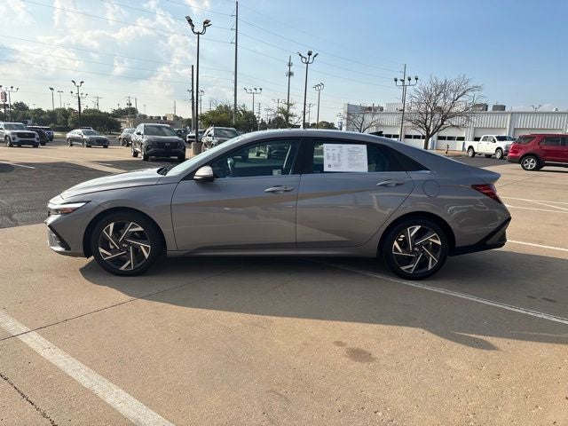 2025 Hyundai ELANTRA SEL Convenience